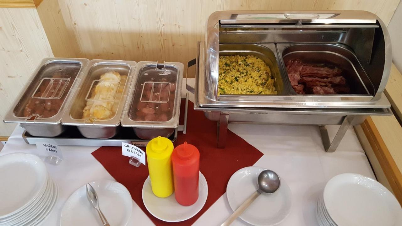 Wellness Hotel Iris Pavlov Ngoại thất bức ảnh